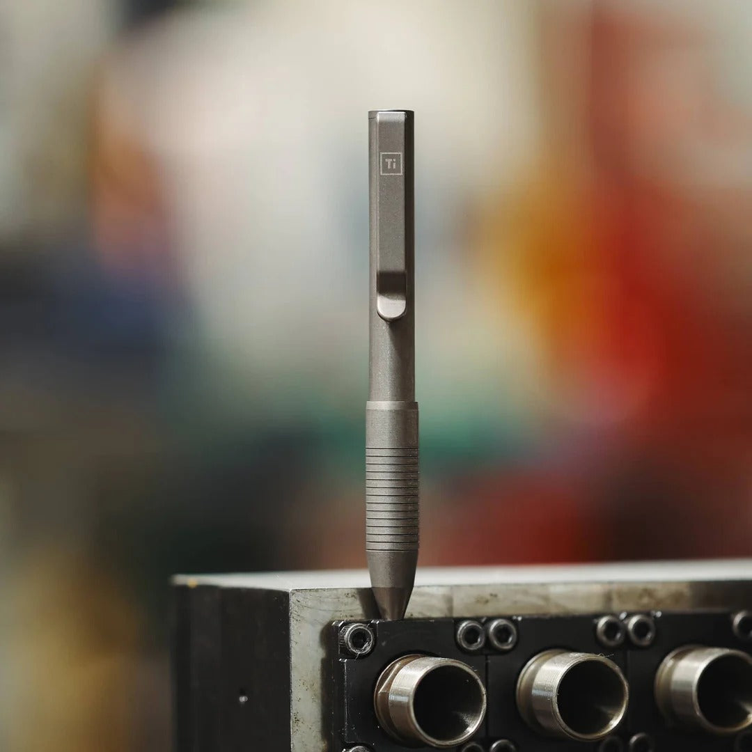 Pocket Pro Pen: The Auto Adjusting EDC Pen